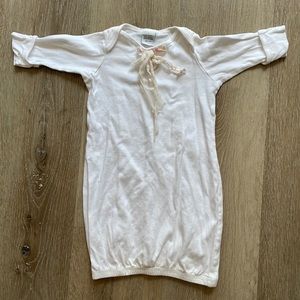 White Flowers one size gown